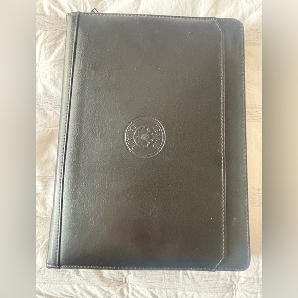 Leather zip up business folio - Picture 2 of 2